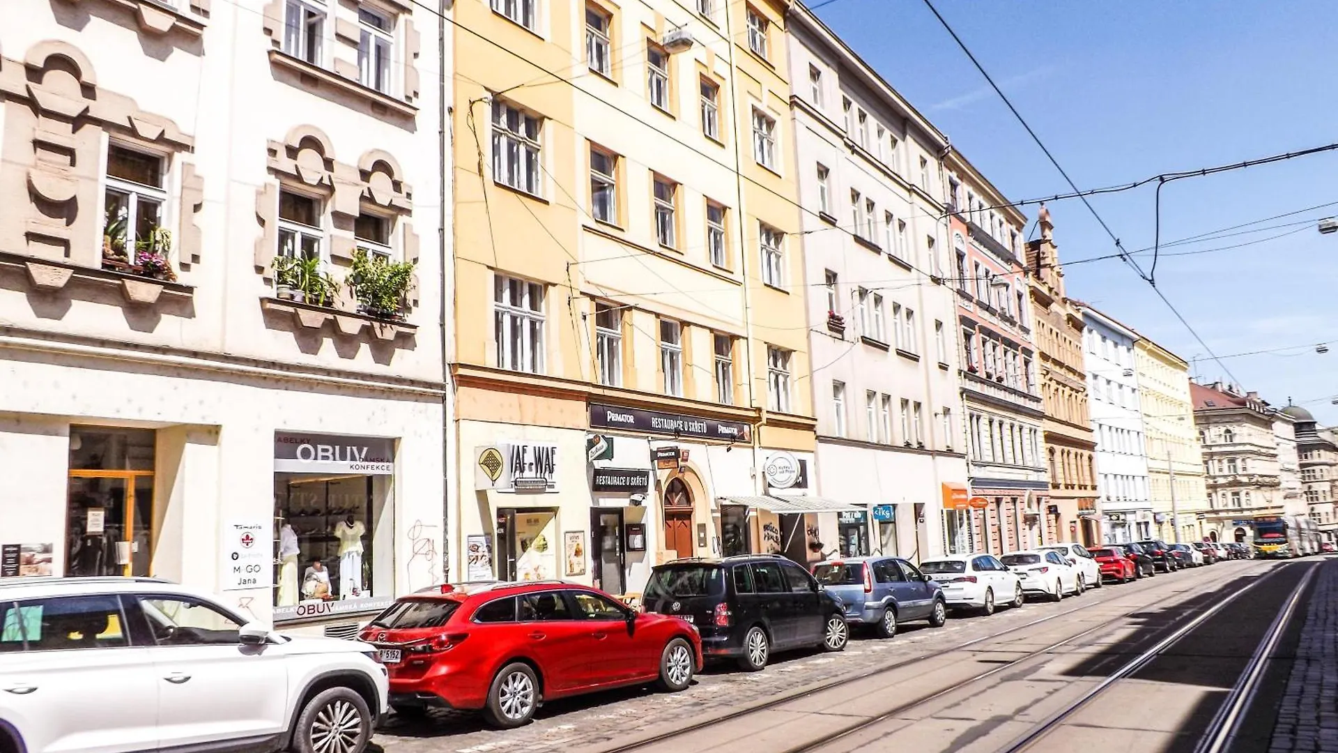 Rum i privatbostad Pokoj V Prazskych Holesovicich C1